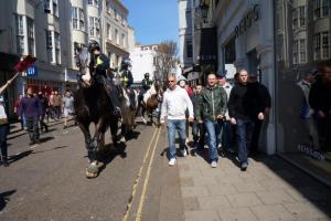 Fasc with police horseguard_21.04.13