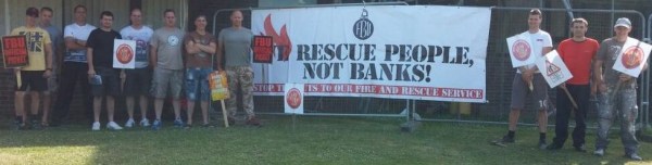 Hastings picket line - crop