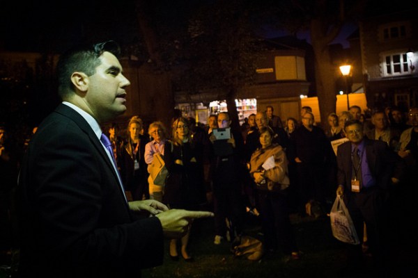 Richard Burgon MP speaking at the overspill event in FMH gardens
